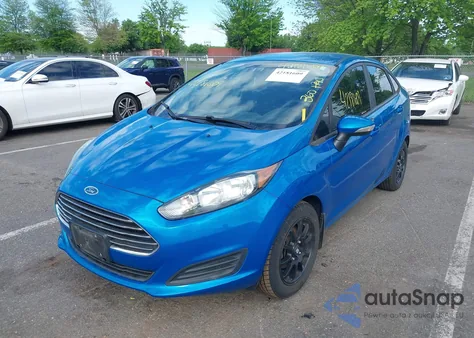 2015 Ford Fiesta Se z USA, uszkodzony, nr VIN 3FADP4BJ6FM125929
